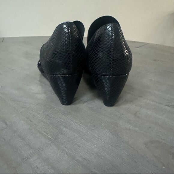 Ann Klein Sport, Cailina black wedge sandals. - Picture 6 of 7